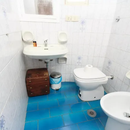 Spainish Steps S&ar Апарт-отель *